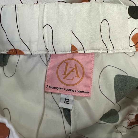 IZA A Monogram Lounge Collection Silk Blend White Printed Pants Size 12 - Picture 8 of 10